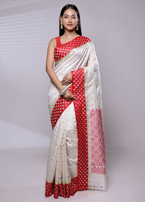 White Dupion Silk Saree With Blouse Piece