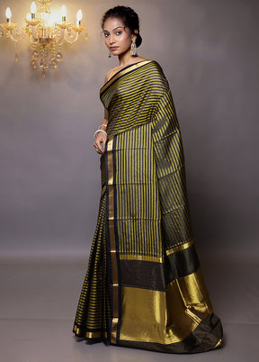 Green Handloom Kanjivaram Pure Silk Saree With Blouse Piece