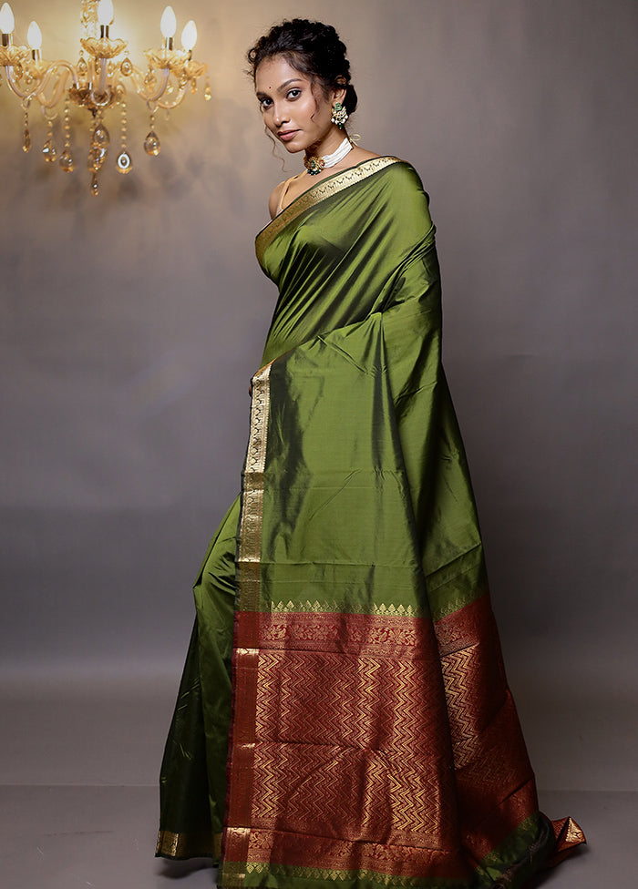 Green Kanjivaram Silk Saree With Blouse Piece