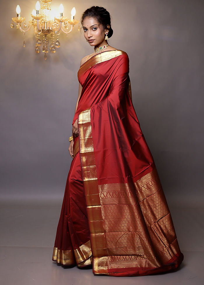 Red Kanjivaram Silk Saree With Blouse Piece