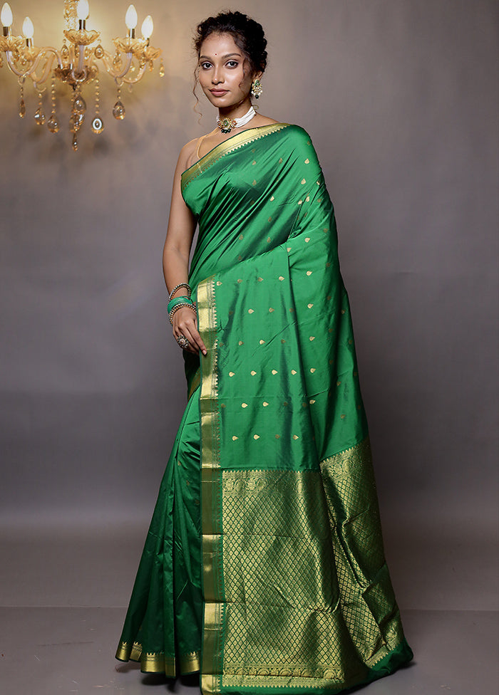 Green Kanjivaram Silk Saree With Blouse Piece