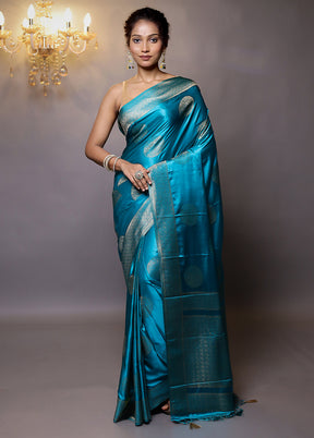 Green Dupion Silk Saree With Blouse Piece