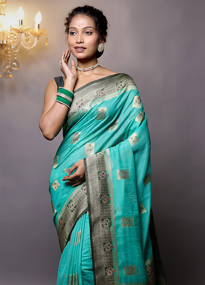 Green Dupion Silk Saree With Blouse Piece