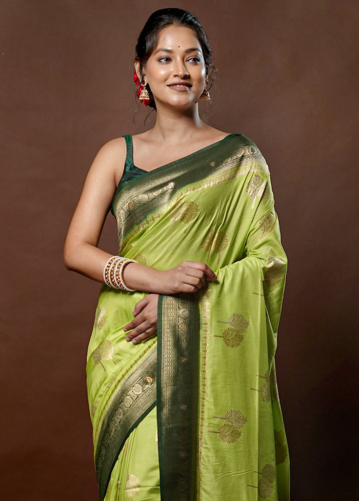 Green Dupion Silk Saree With Blouse Piece