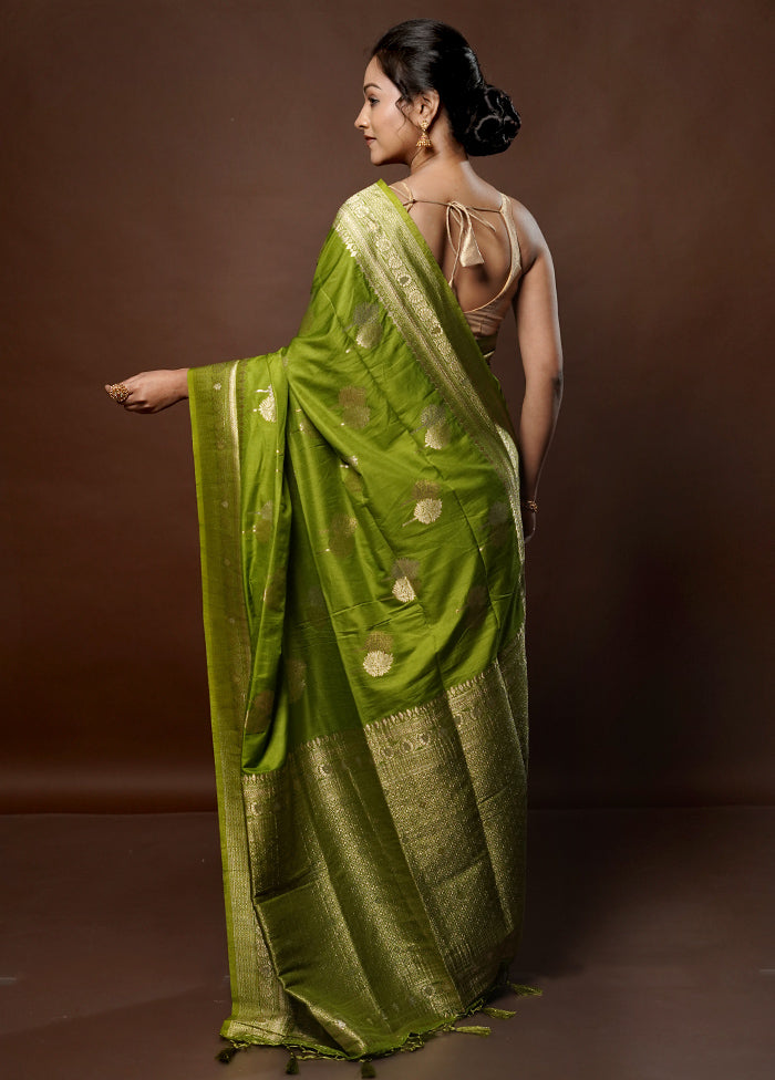 Green Dupion Silk Saree With Blouse Piece