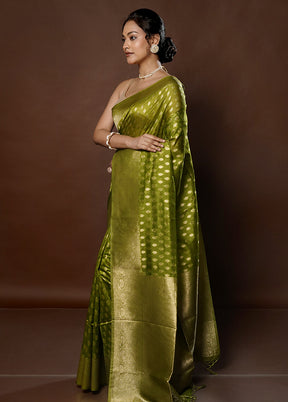 Green Dupion Silk Saree With Blouse Piece