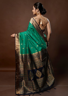 Green Dupion Silk Saree With Blouse Piece