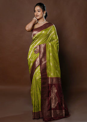 Green Dupion Silk Saree With Blouse Piece