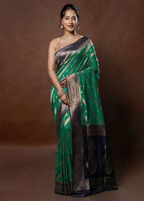 Green Dupion Silk Saree With Blouse Piece