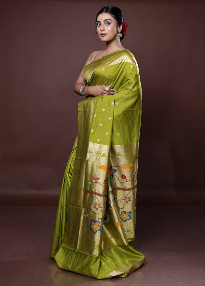 Green Dupion Silk Saree With Blouse Piece