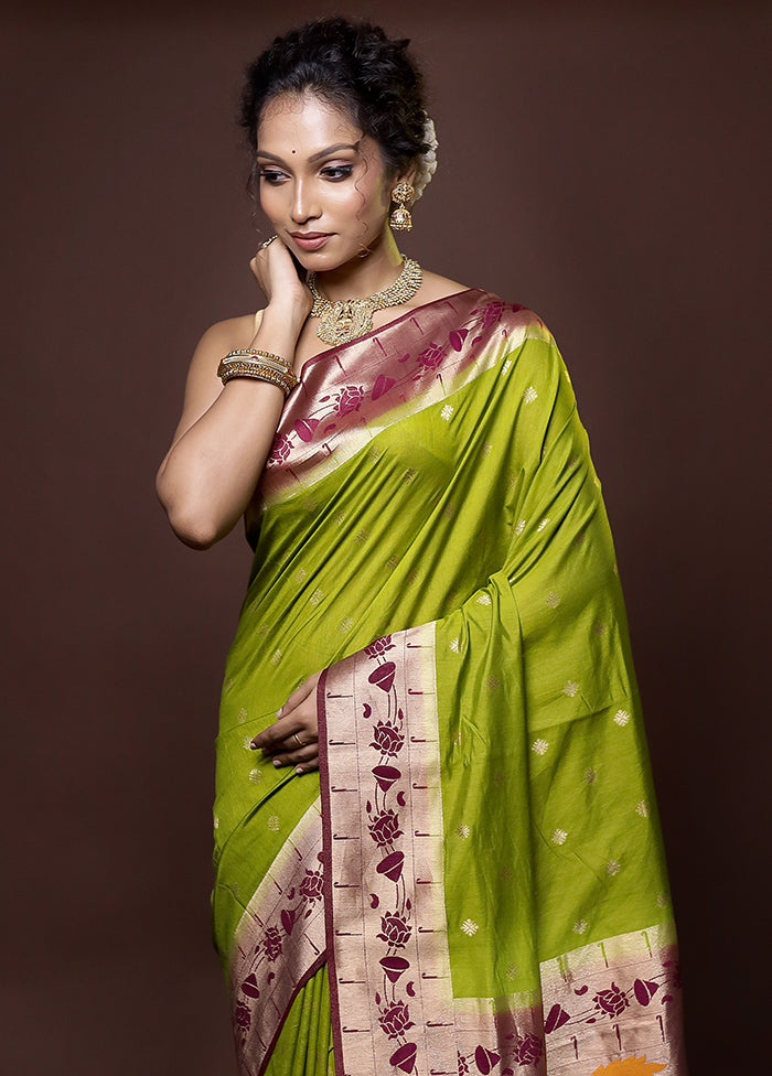 Green Dupion Silk Saree With Blouse Piece