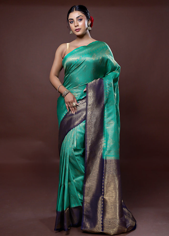 Green Dupion Silk Saree With Blouse Piece