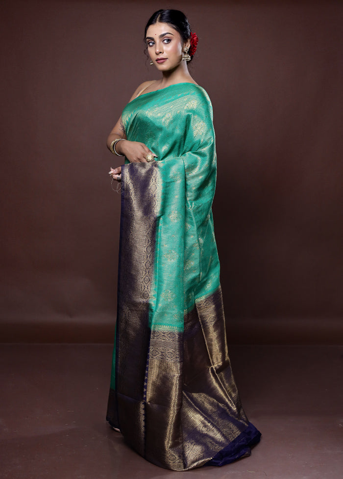 Green Dupion Silk Saree With Blouse Piece