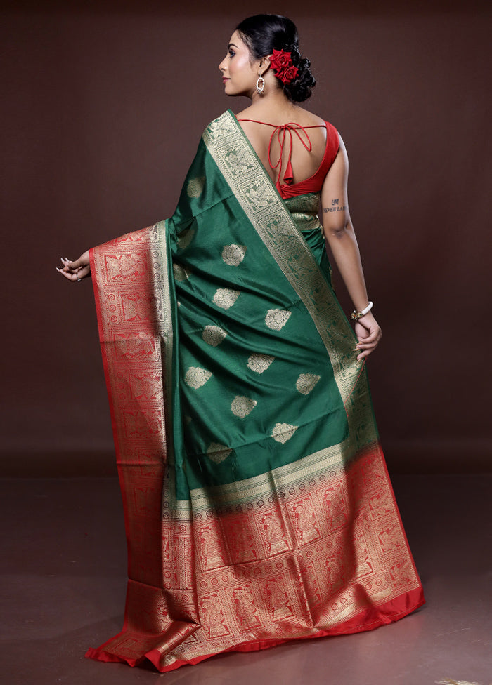 Green Dupion Silk Saree With Blouse Piece