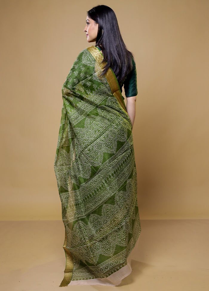 Green Printed Pure Silk Saree Without Blouse Piece