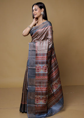 Multicolor Tussar Silk Saree With Blouse Piece