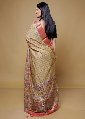 Cream Tussar Silk Saree With Blouse Piece