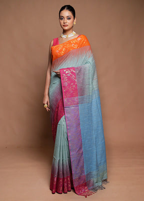 Green Cotton Saree With Blouse Piece