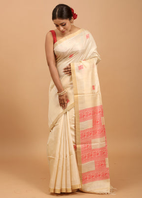 Cream Handloom Tussar Pure Silk Saree With Blouse Piece