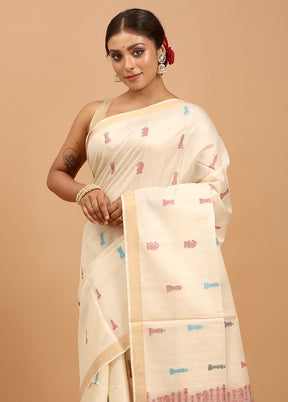 Cream Handloom Tussar Pure Silk Saree With Blouse Piece