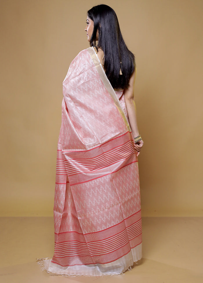 Cream Tussar Silk Saree With Blouse Piece