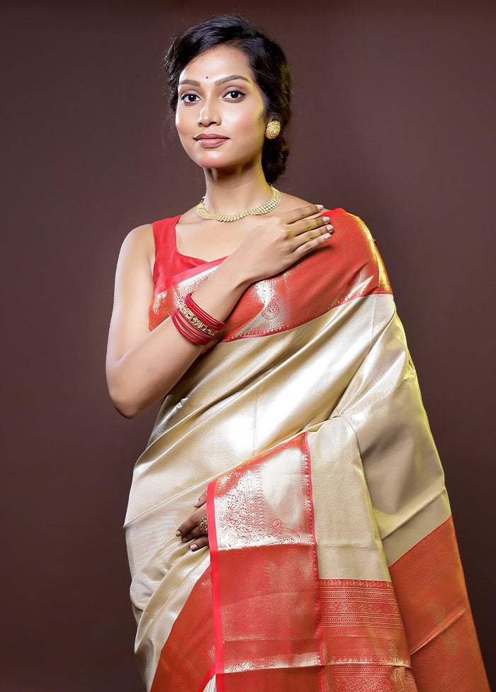 Gold Kanjivaram Silk Saree With Blouse Piece