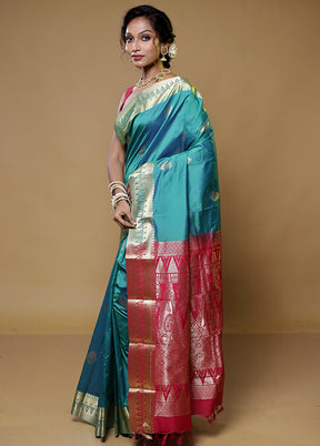 Blue Kanjivaram Silk Saree With Blouse Piece