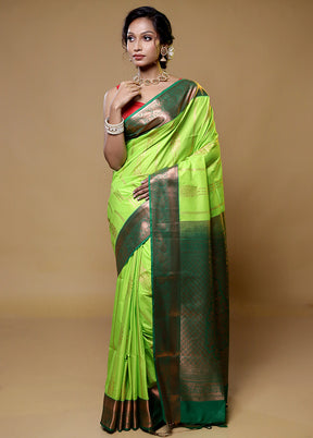 Green Kanjivaram Silk Saree With Blouse Piece