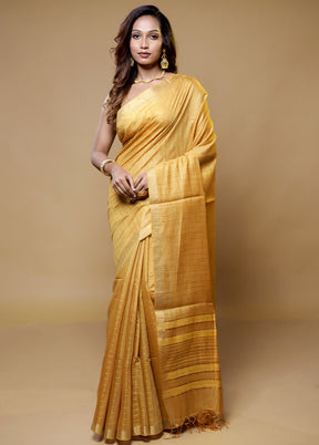 Yellow Tussar Silk Saree With Blouse Piece