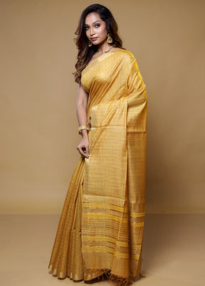 Yellow Tussar Silk Saree With Blouse Piece