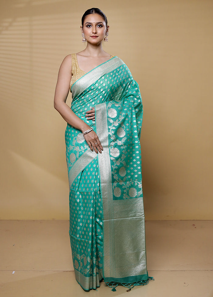 Green Dupion Silk Saree With Blouse Piece