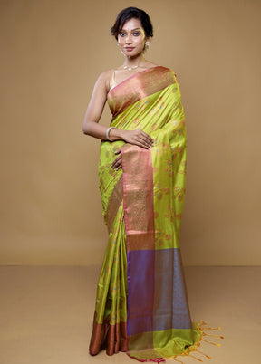 Green Dupion Silk Saree With Blouse Piece