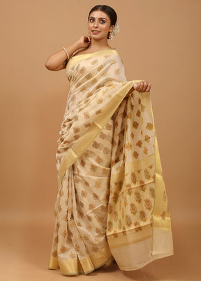 Cream Cotton Saree With Blouse Piece