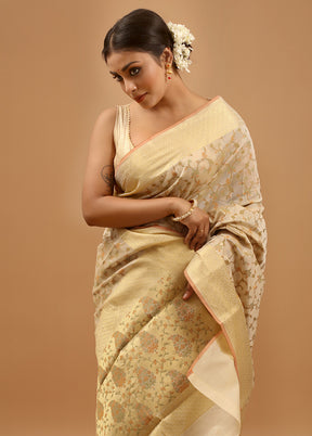 Cream Cotton Saree With Blouse Piece