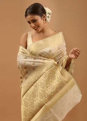 Cream Cotton Saree With Blouse Piece