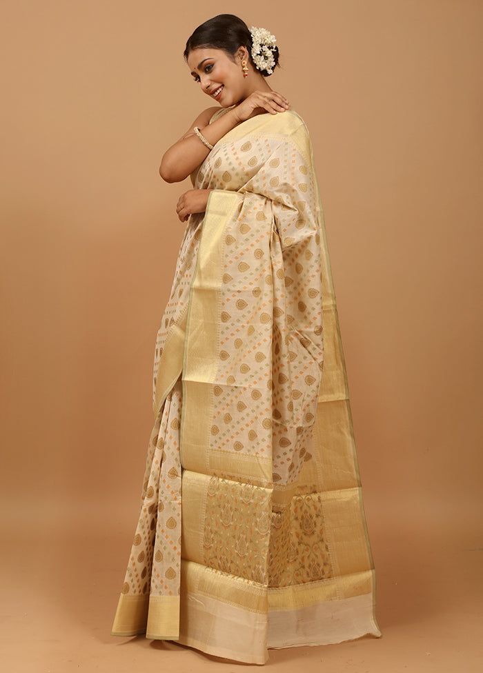 Cream Cotton Saree With Blouse Piece