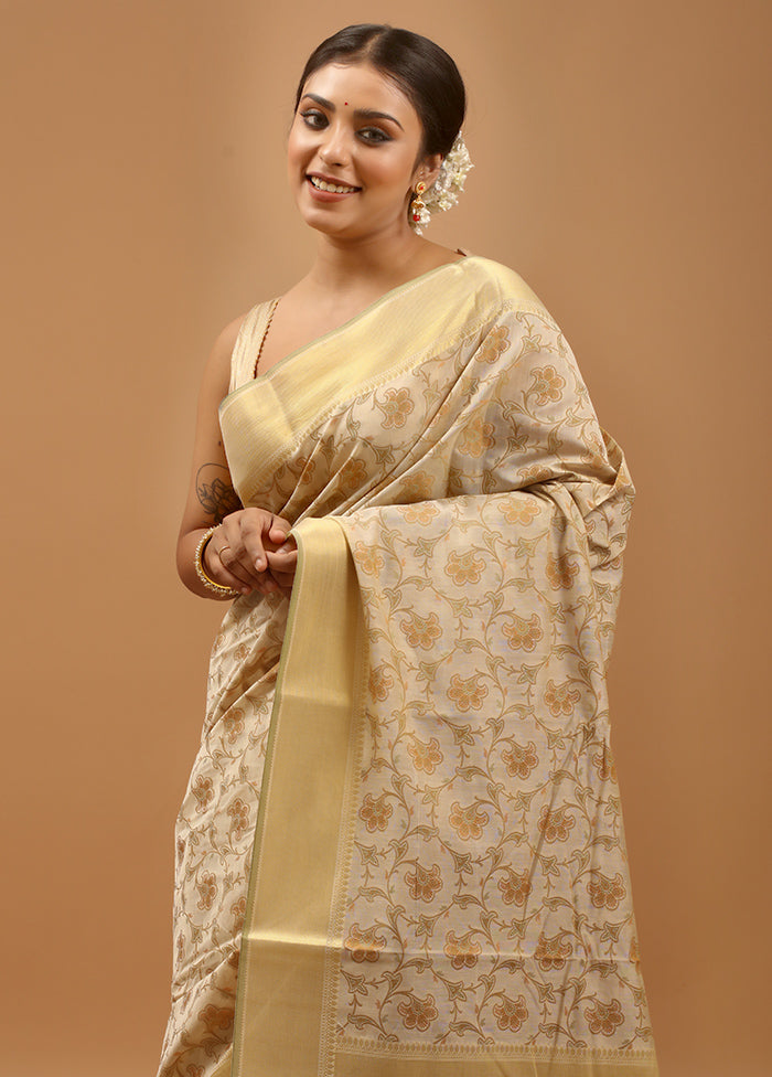 Cream Cotton Saree With Blouse Piece