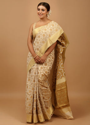 Cream Cotton Saree With Blouse Piece