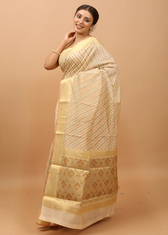 Cream Cotton Saree With Blouse Piece