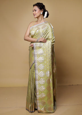 Green Banarasi Silk Saree With Blouse Piece