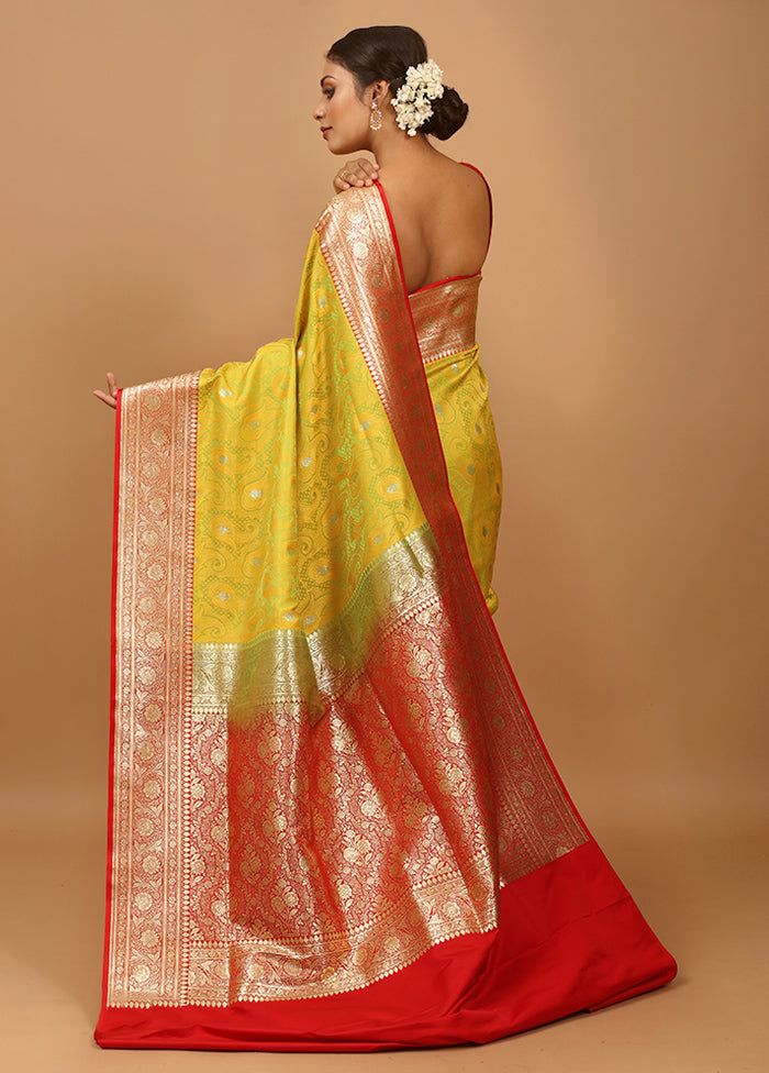 Green Tanchoi Silk Saree With Blouse Piece