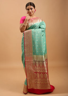 Green Tanchoi Silk Saree With Blouse Piece