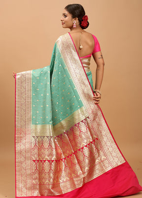 Green Tanchoi Silk Saree With Blouse Piece