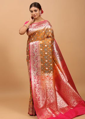 Rust Tanchoi Silk Saree With Blouse Piece