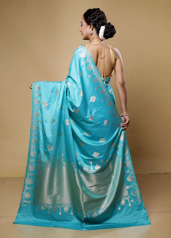 Green Dupion Silk Saree With Blouse Piece