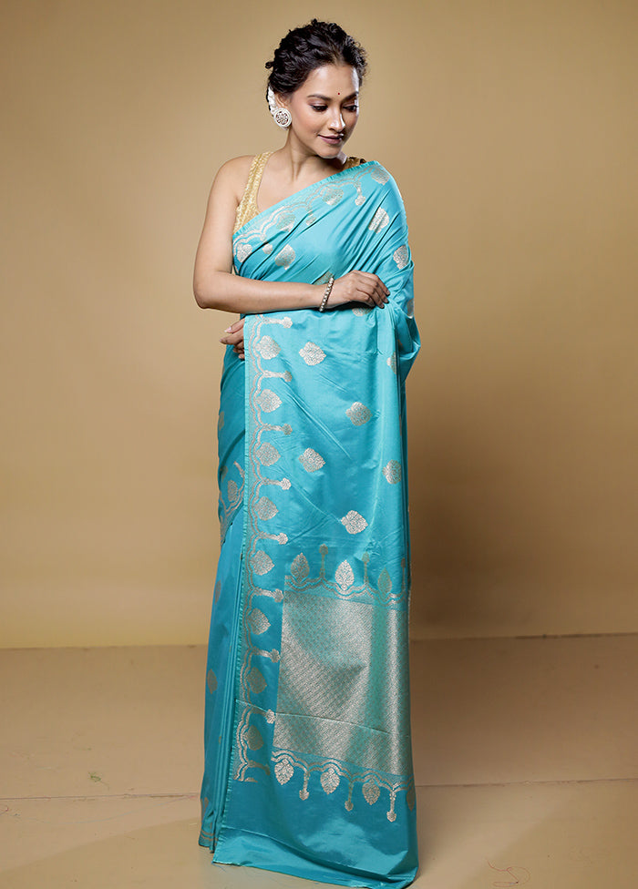 Green Dupion Silk Saree With Blouse Piece