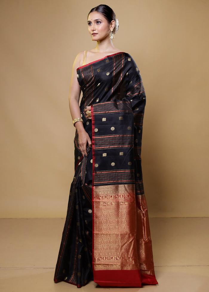 Black Handloom Kanchipuram Pure Silk Saree With Blouse Piece