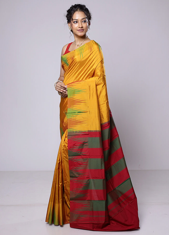Yellow Handloom Kanjivaram Pure Silk Saree With Blouse Piece
