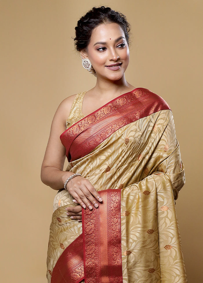 Cream Kanjivaram Silk Saree With Blouse Piece