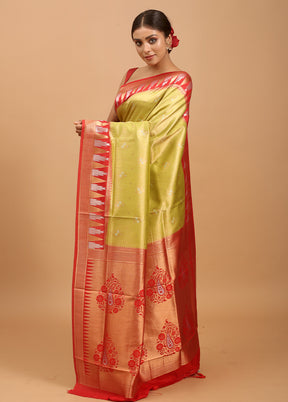 Green Dupion Silk Saree With Blouse Piece